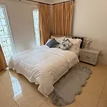 G Warmth Pool Villa