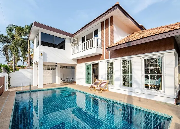 G Warmth Pool Villa