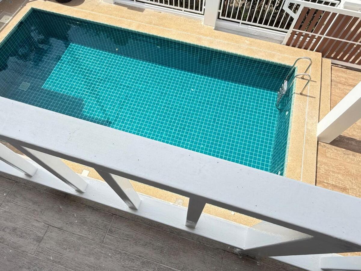 Villa G Warmth Pool