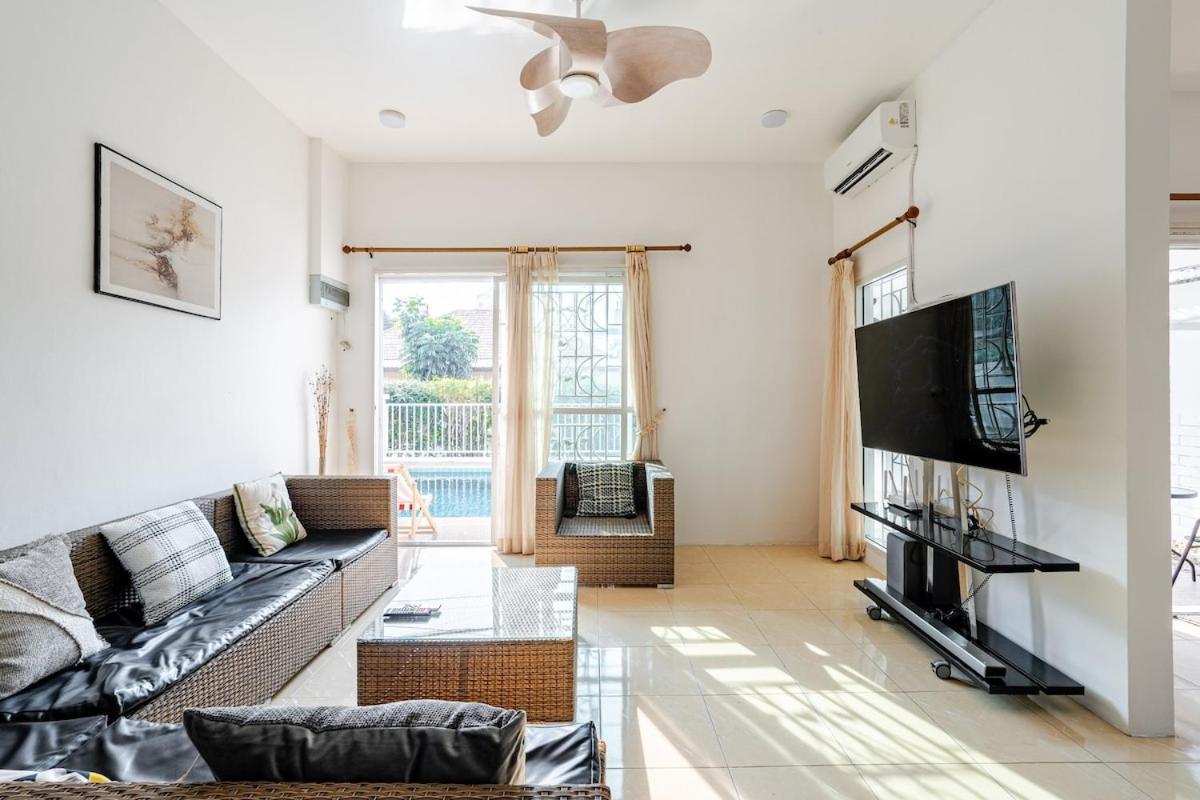 G Warmth Pool Villa