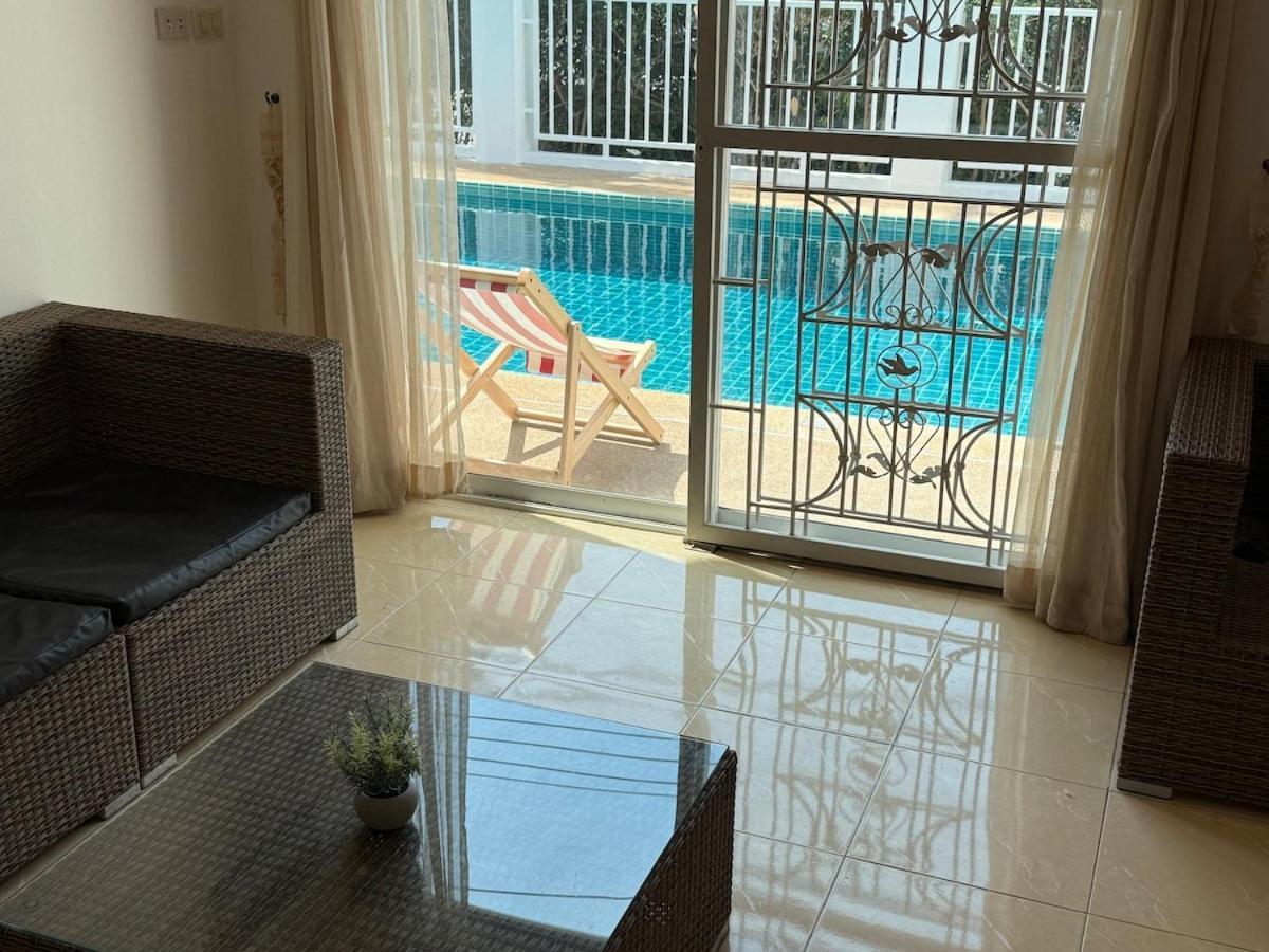 Villa G Warmth Pool